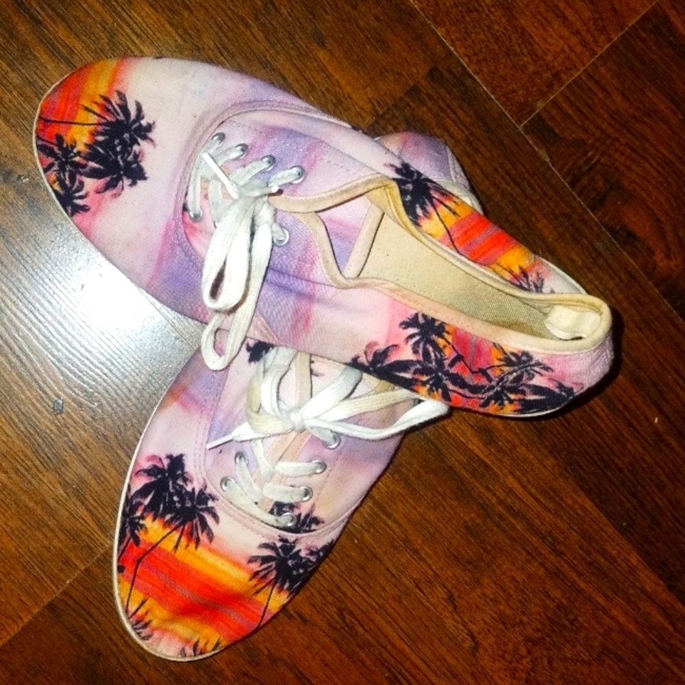 Sunset shoes size 11